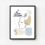 affiche avec des formes abstraites beiges et bleues une main et un visage en art avec cadre.webp