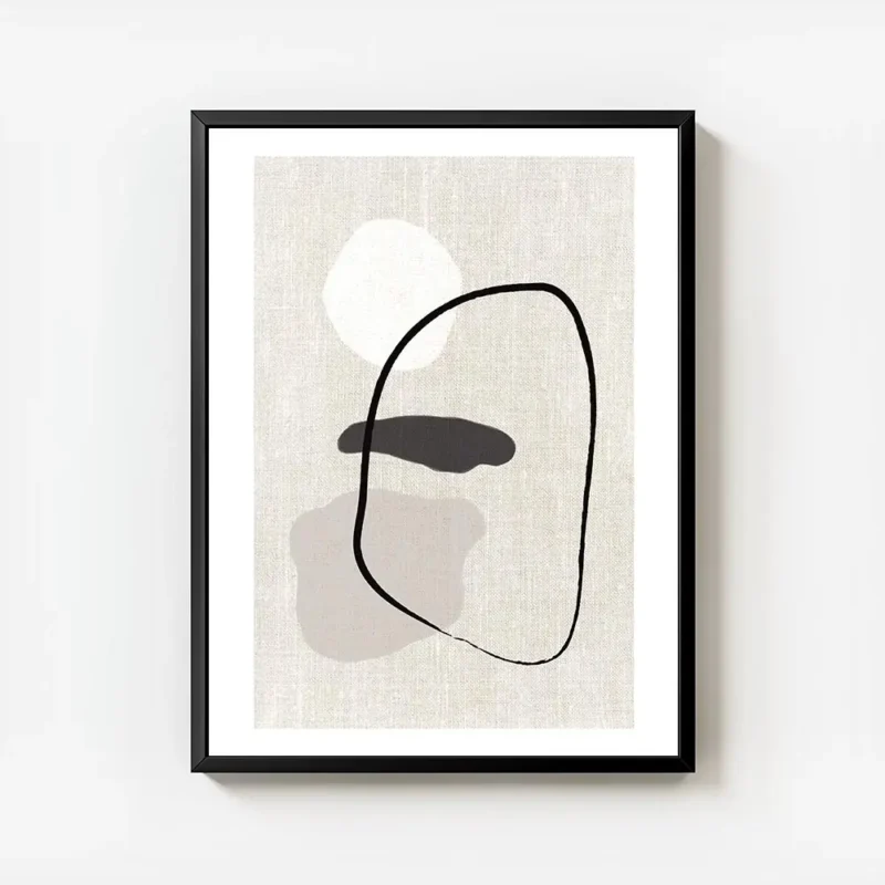 affiche avec des formes abstraites blanches beiges et noires sur un fond en lin avec cadre.webp