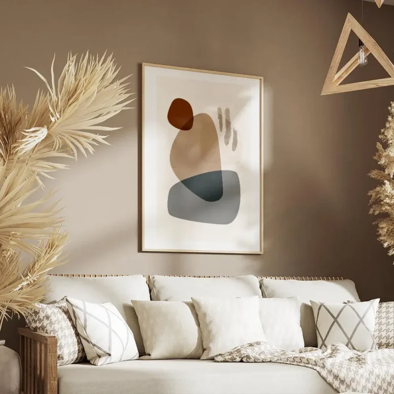 affiche avec des formes abstraites en gris bleu beige et marron sur un fond clai salon.webp