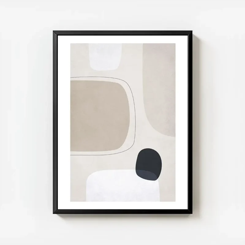 affiche avec des formes abstraites en gris clair beige et noir sur fond beige te avec cadre.webp
