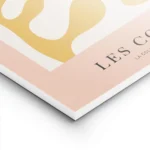 affiche avec des formes abstraites jaune moutarde sur fond beige clair bordure r lightpanel.webp