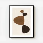 affiche avec des formes abstraites marron clair et fonce sur fond beige texture avec cadre.webp