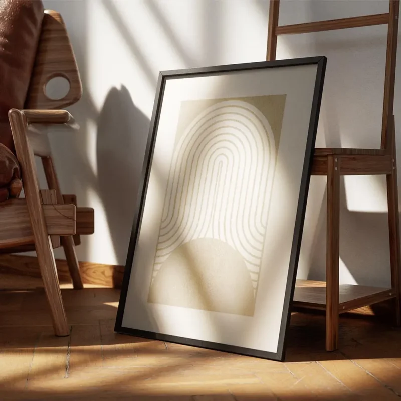 affiche avec des formes geometriques beiges des lignes courbes et un demi cercle encadre.webp