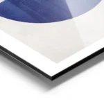 affiche avec des formes geometriques bleues et beiges sur fond gris beige typogr aluminium.webp