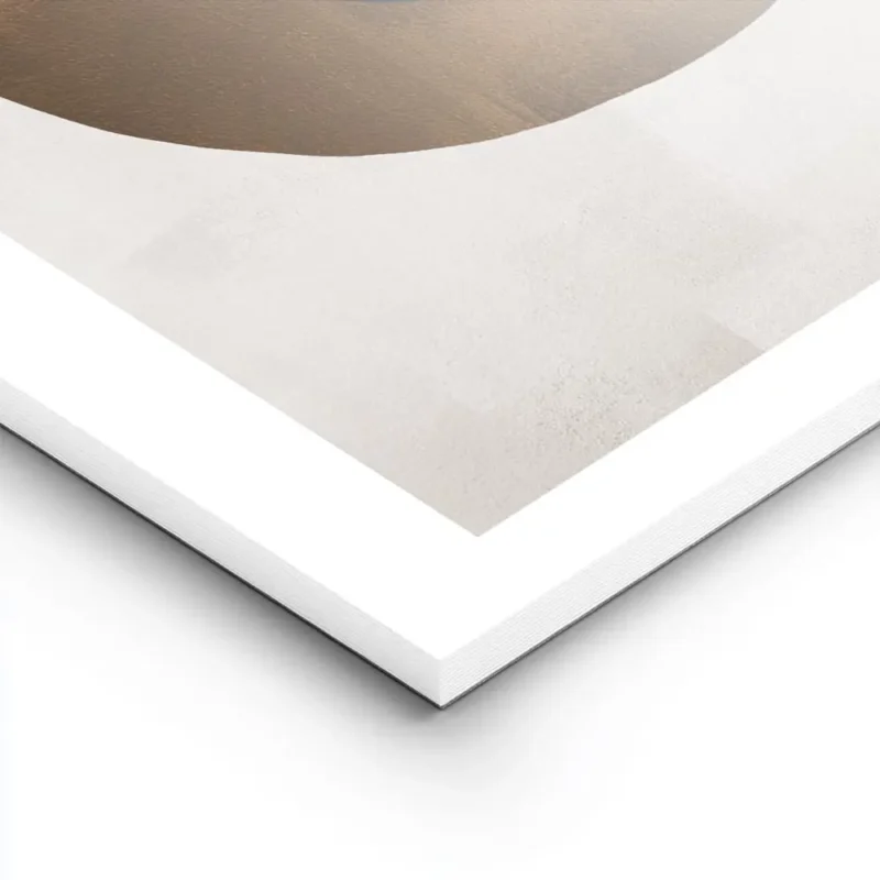 affiche avec des formes geometriques noires marron et grises sur fond beige text lightpanel.webp