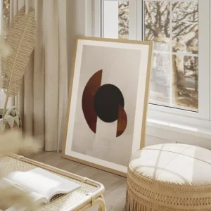 affiche avec des formes geometriques un cercle noir et des demi cercles marron s salon beige.webp