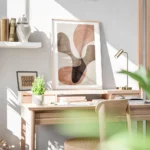 affiche avec des formes organiques abstraites superposees de couleur marron et o bureau.webp