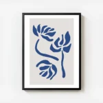 affiche avec des illustrations graphiques de fleurs bleues sur un fond beige cla avec cadre.webp