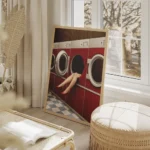 affiche avec des jambes de femme en talons rouges sortant dune machine a laver r salon beige.webp