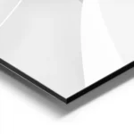 affiche avec des lignes douces et ondulantes en degrade de blanc et gris clair c aluminium.webp