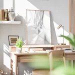 affiche avec des lignes douces et ondulantes en degrade de blanc et gris clair c bureau.webp