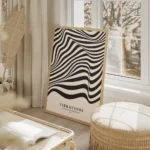 affiche avec des lignes noires ondulees sur fond beige creant un effet doptique salon beige.webp