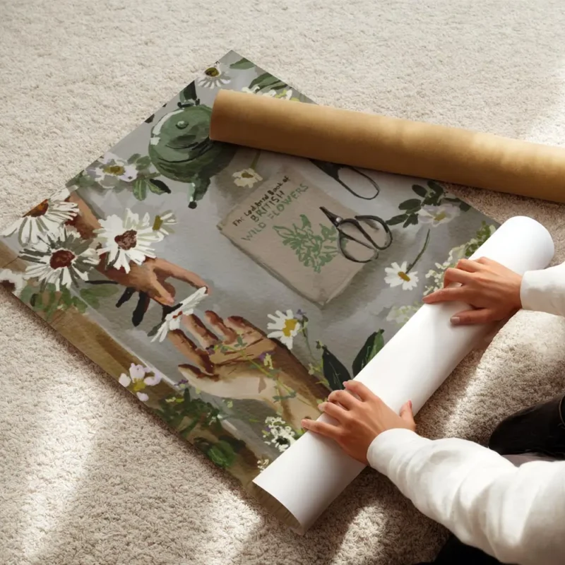 affiche avec des mains et des fleurs blanches un livre un arrosoir vert et des o enroule.webp