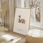 affiche avec deux cerfs endormis sur un nuage illustration animale pour chambre salon beige.webp