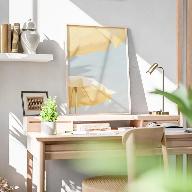 affiche avec deux parasols jaunes textures sur fond de ciel bleu style peinture bureau.webp