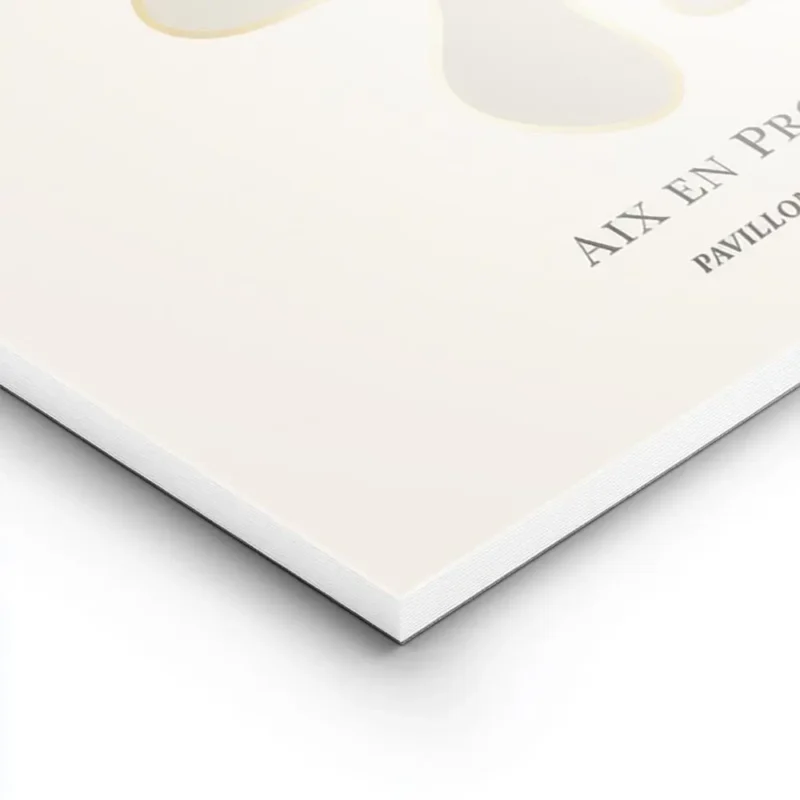 affiche avec formes abstraites beiges et contour dore typographie noire sur fond lightpanel.webp