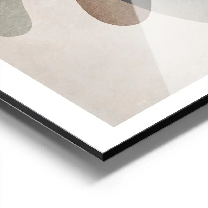 affiche avec formes abstraites grises marron et noires sur fond beige avec un ef aluminium.webp