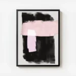 affiche avec formes abstraites noires et roses peintes a laquarelle sur fond gri avec cadre.webp