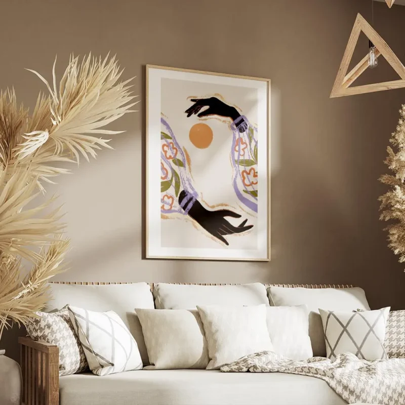 affiche avec illustration de deux mains noires aux manches fleuries et violettes salon.webp