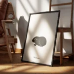 affiche avec illustration dun cochon dinde noir et blanc sur fond gris clair ave encadre.webp