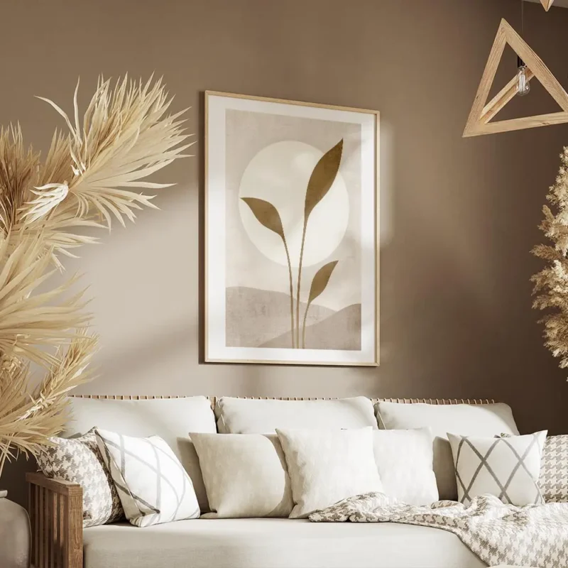 affiche avec illustration dun soleil blanc derriere des feuilles beiges sur un f salon.webp
