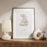 affiche avec illustration dune lapine et son lapereau sur fond gris texte person meuble.webp