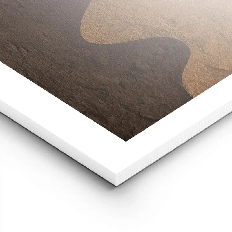 affiche avec illustration graphique de dunes de sable marron une ombre foncee et lightpanel.webp