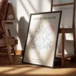 affiche avec illustration graphique dun corail abstrait bleu sarcelle et dun cer encadre.webp