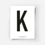 affiche avec la lettre k noire en typographie sur fond blanc texte personnalisab.webp