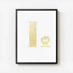 affiche avec la lettre l en beige et un lionceau mignon en illustration avec cadre.webp