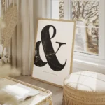 affiche avec le symbole esperluette en marbre noir sur fond blanc typographie el salon beige.webp