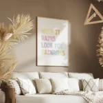 affiche avec le texte quand il pleut cherche les arcs en ciel en typographie col salon.webp