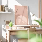 affiche avec lune rose pale et ciel rose des oiseaux noirs volent sur fond clair bureau.webp