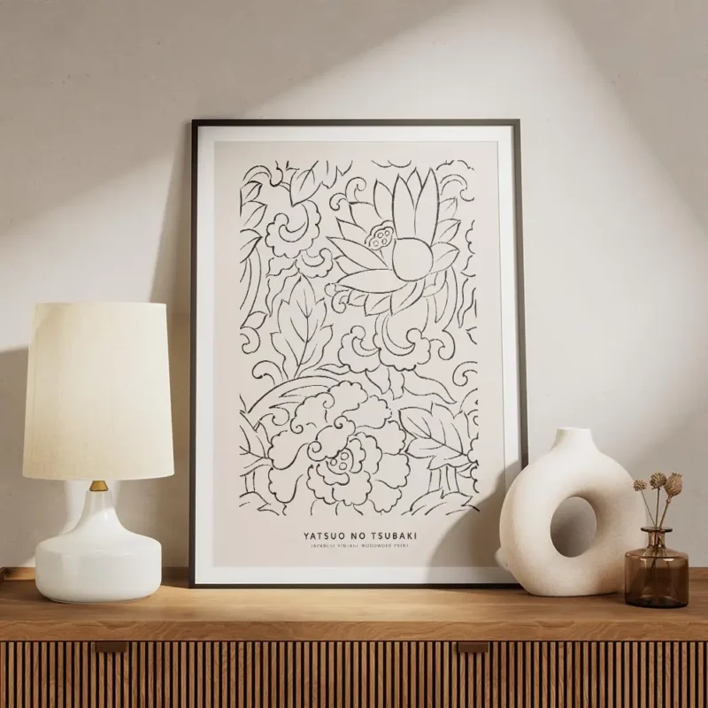 affiche avec motifs floraux japonais vintage lotus et camelia en noir sur fond b meuble.webp
