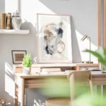 affiche avec peinture a laquarelle abstraite aux coups de pinceau beige et bleu bureau.webp