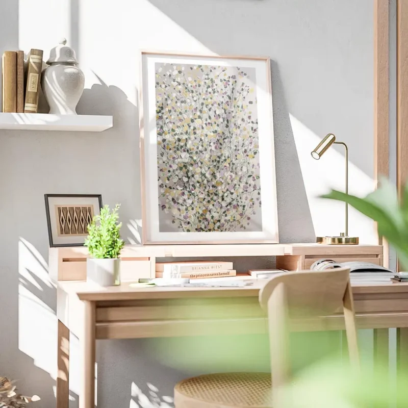 affiche avec peinture a points colores formant une feuille abstraite sur fond gr bureau.webp