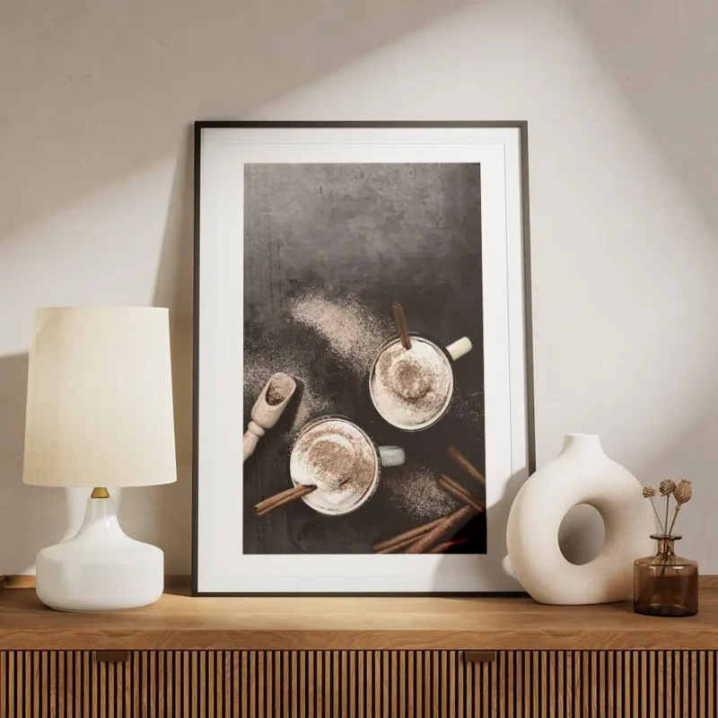 affiche avec photographie de deux tasses de cafe latte vues den haut garnies de meuble.webp