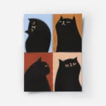 affiche avec quatre chats noirs aux expressions variees sur des fonds bleu orang.webp