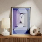 affiche avec un cercle violet et des formes geometriques bleues et grises avec u meuble.webp