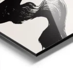 affiche avec un coup de pinceau noir audacieux et le texte atelier noir sur fond aluminium.webp