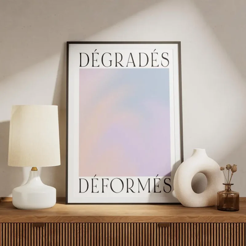 affiche avec un degrade pastel abstrait de couleurs violettes bleues et roses av meuble.webp