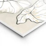 affiche avec un dessin de feuilles tropicales blanches et vertes sur fond beige lightpanel.webp