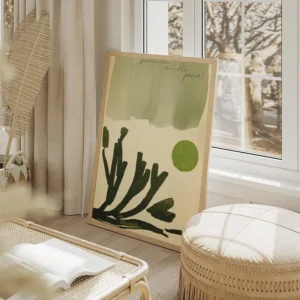 affiche avec un fond vert delave des formes vegetales sombres un cercle vert vif salon beige.webp