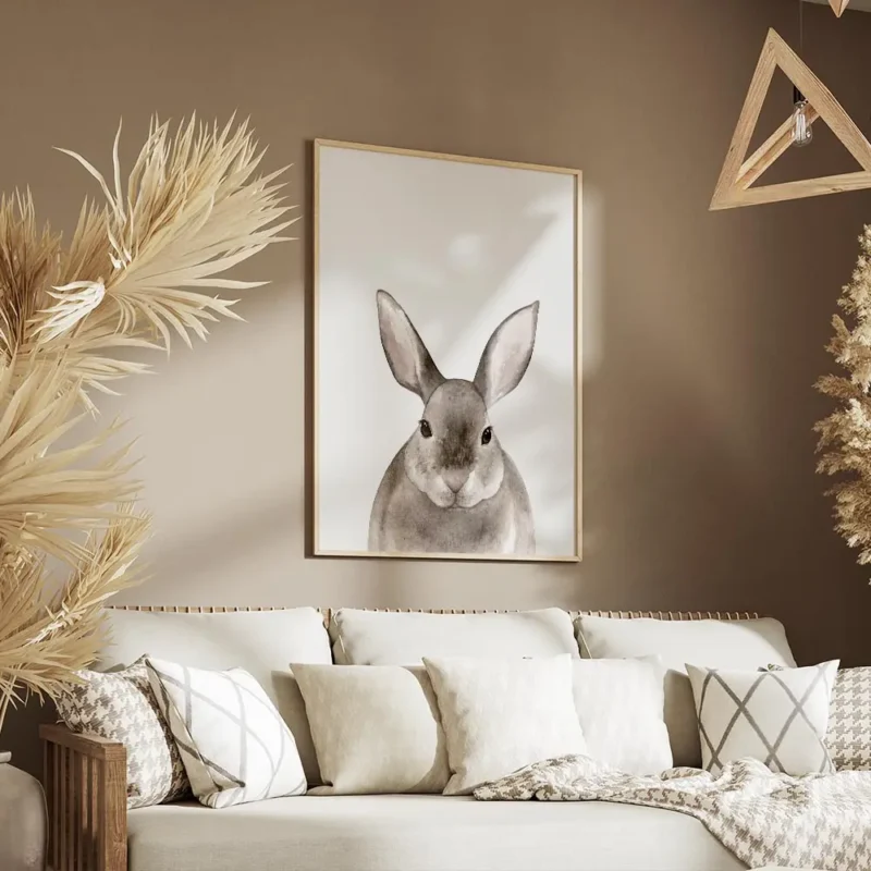 affiche avec un lapin marron clair a laquarelle sur fond blanc avec de grandes o salon.webp