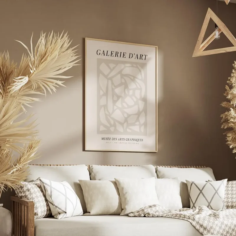 affiche avec un motif abstrait beige et texte noir style typographie sur fond cl salon.webp