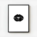 affiche avec un motif de levres noires sur fond blanc style typographie avec cadre.webp