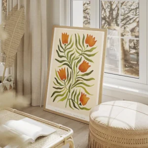 affiche avec un motif de tulipes orange stylisees et de feuilles vertes sur un f salon beige.webp