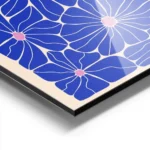 affiche avec un motif floral colore de fleurs bleues aux c urs roses sur fond be aluminium.webp