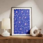 affiche avec un motif floral colore de fleurs bleues aux c urs roses sur fond be meuble.webp