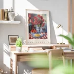 affiche avec une bouteille de vin un bouquet de coquelicots rouges une assiette bureau.webp